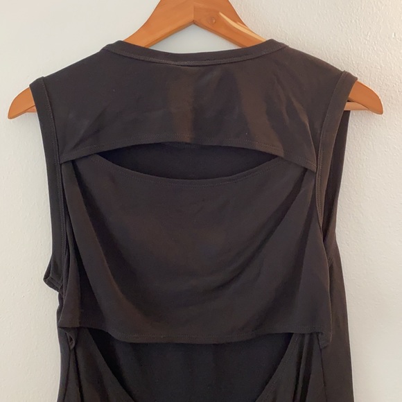 NWT A.L.C. Black Back Slit Viscose Sleeveless Blouse Women's Large - Picture 9 of 11